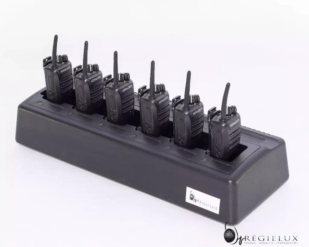 6-position charger. Kenwood talkie